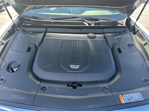 Used 2024 Cadillac Lyriq Sport w/ LPO, Floor Liner Package AWD/4WD image 27