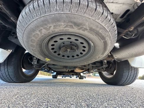 Used 2013 Chevrolet Tahoe LTZ image 40