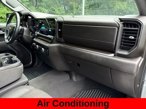 Used 2026 Chevrolet Silverado 1500 LT AWD/4WD image 29