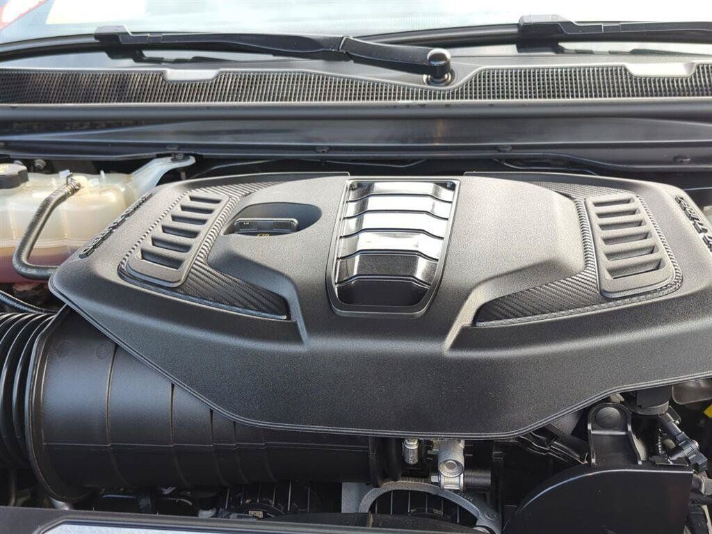 Used 2024 Jeep Wagoneer L Series II w/ Premium Group I AWD/4WD image 9