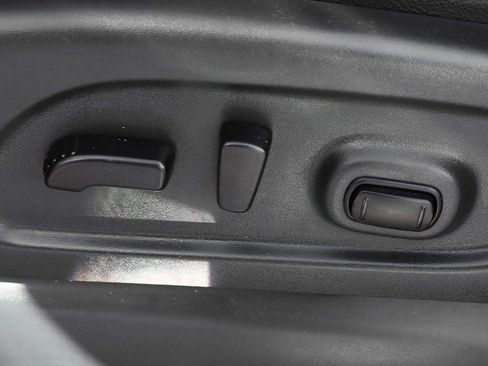 Used 2021 Nissan Titan PRO-4X w/ Pro-4x Convenience Package image 21