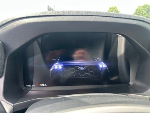 Used 2026 Ford Explorer Active RWD image 7