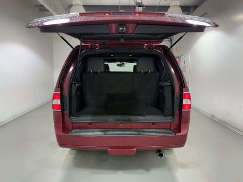 Used 2014 Lincoln Navigator 4WD image 7