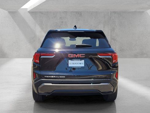 Used 2025 GMC Terrain Elevation AWD/4WD image 6
