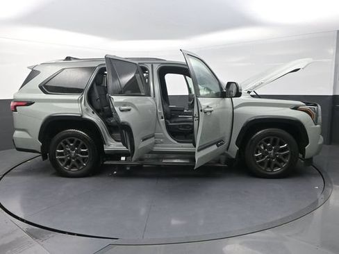 Used 2026 Toyota Sequoia Platinum AWD/4WD image 46