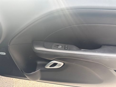 Used 2021 Dodge Challenger SXT w/ Plus Package image 14