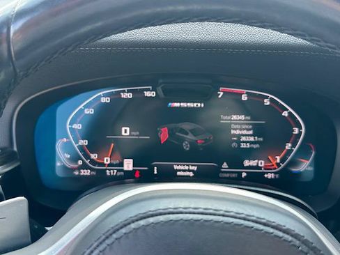 Used 2023 BMW M550i xDrive AWD/4WD image 25
