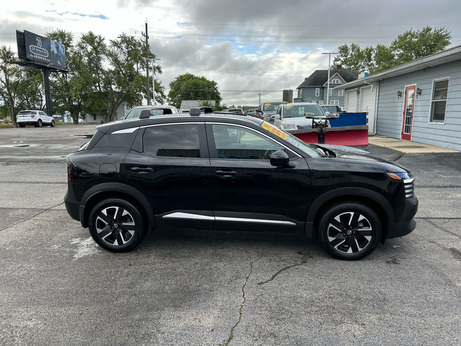 Used 2026 Nissan Kicks SV w/ Cold Weather Package AWD/4WD image 2