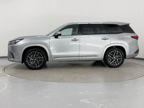 New 2026 Lexus TX 350 AWD image 2