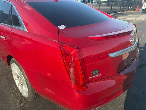 Used 2013 Cadillac XTS Premium FWD image 10