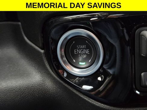 Used 2025 Chevrolet Silverado 2500 LT w/ Texas Edition AWD/4WD image 19