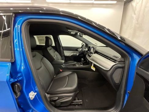 New 2026 Jeep Compass Limited AWD/4WD image 23