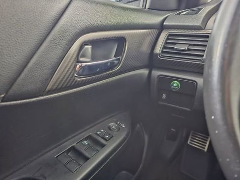 Used 2017 Honda Accord Sport image 29