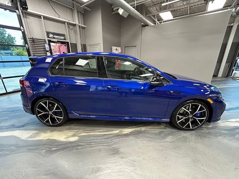 Used 2024 Volkswagen Golf R AWD/4WD image 28