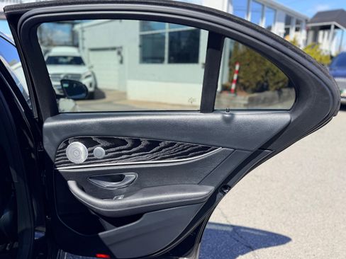 Used 2019 Mercedes-Benz E 300 4MATIC w/ Premium 1 Package image 26