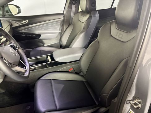 Certified 2023 Volkswagen ID.4 Pro S image 12