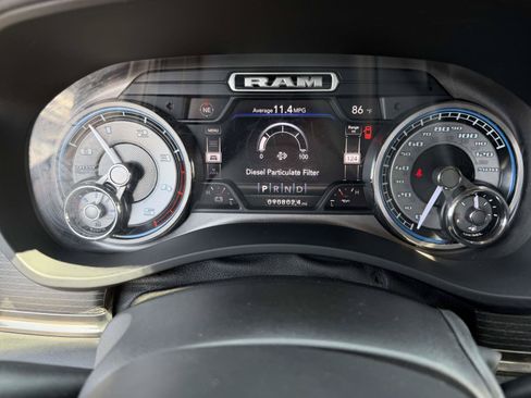 Used 2019 RAM 2500 Limited AWD/4WD image 21