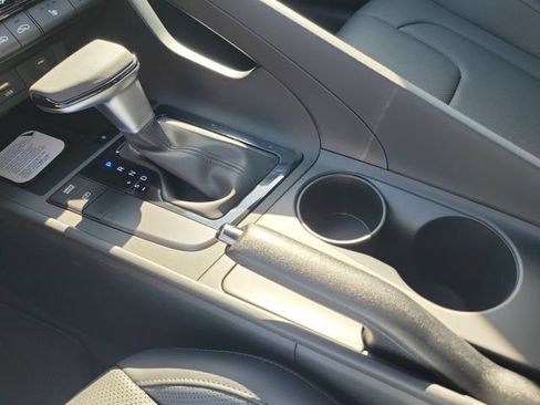 New 2026 Hyundai Elantra SEL Sport FWD image 16