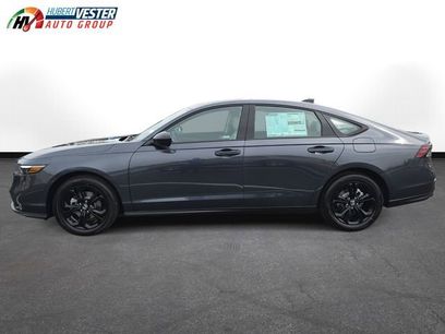 New 2025 Honda Accord SE