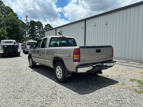 Used 2001 GMC Sierra 1500 4x4 Extended Cab image 4
