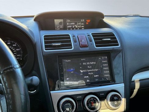 Used 2016 Subaru Forester 2.0XT Touring w/ Eyesight & Navigation System image 7