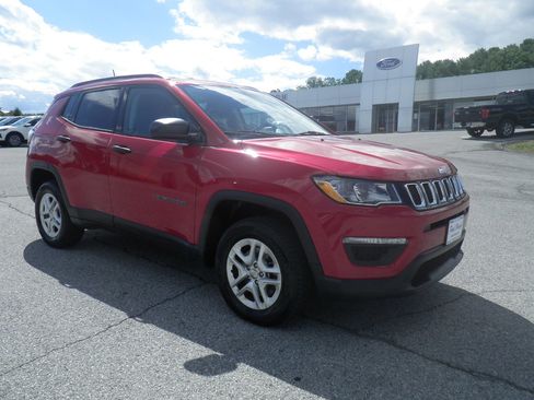 Used 2018 Jeep Compass Sport w/ Tech Group image 1