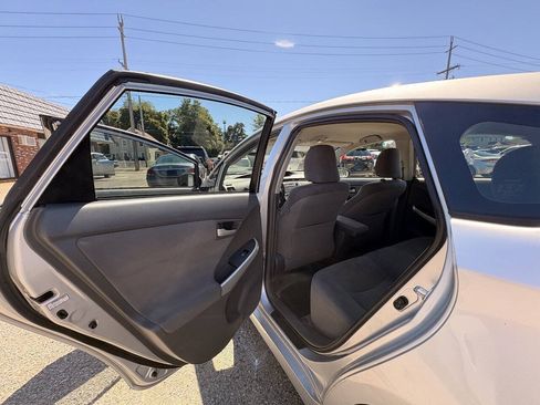 Used 2010 Toyota Prius Two FWD image 17