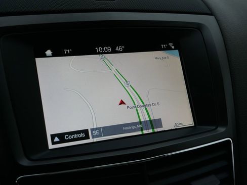 Used 2019 Lincoln MKT Reserve image 18