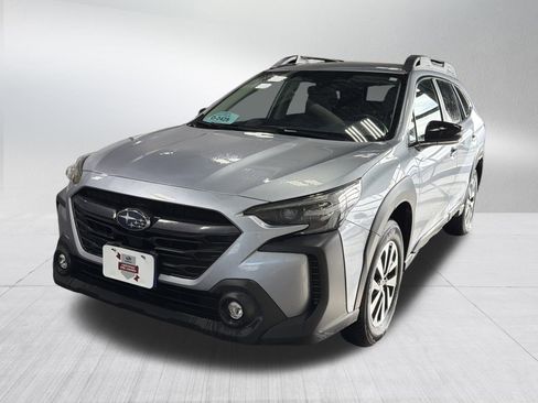 Certified 2023 Subaru Outback Premium image 3