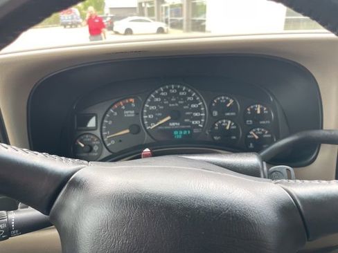 Used 2002 Chevrolet Silverado 2500 LS image 18