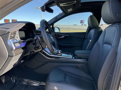 Used 2025 Audi Q7 2.0T Premium Plus image 12