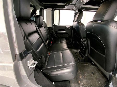 Used 2021 Jeep Wrangler Unlimited Sahara AWD/4WD image 25