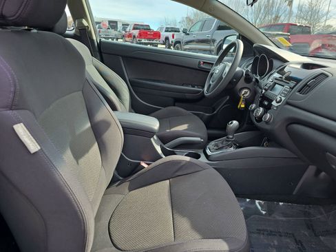 Used 2012 Kia Forte Koup EX image 10