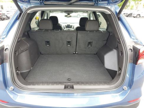 Used 2024 Chevrolet Equinox LT FWD image 29