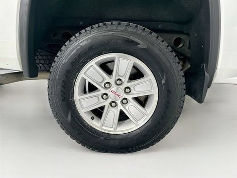 Used 2016 GMC Sierra 1500 SLE w/ SLE Value Package RWD image 31