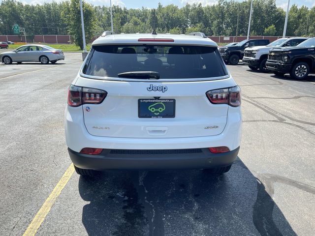 Used 2024 Jeep Compass Latitude AWD/4WD image 30