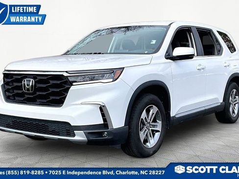 Used 2024 Honda Pilot EX-L image 3