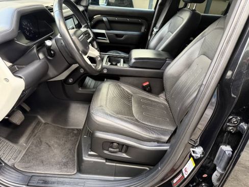 Used 2020 Land Rover Defender 110 First Edition AWD/4WD image 10