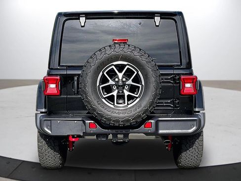 Certified 2025 Jeep Wrangler Unlimited Rubicon w/ Safety Group AWD/4WD image 8