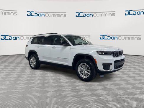 New 2026 Jeep Grand Cherokee L Laredo image 2