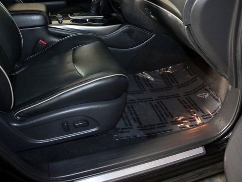 Used 2018 INFINITI QX60 AWD w/ Premium Package image 35