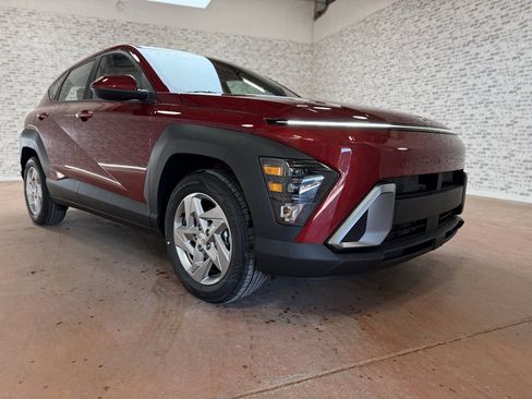 New 2026 Hyundai Kona SE image 9