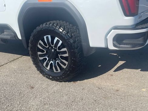 Used 2026 GMC Sierra 2500 Denali Ultimate AWD/4WD image 9