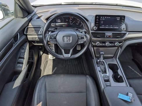 Used 2022 Honda Accord Sport image 17