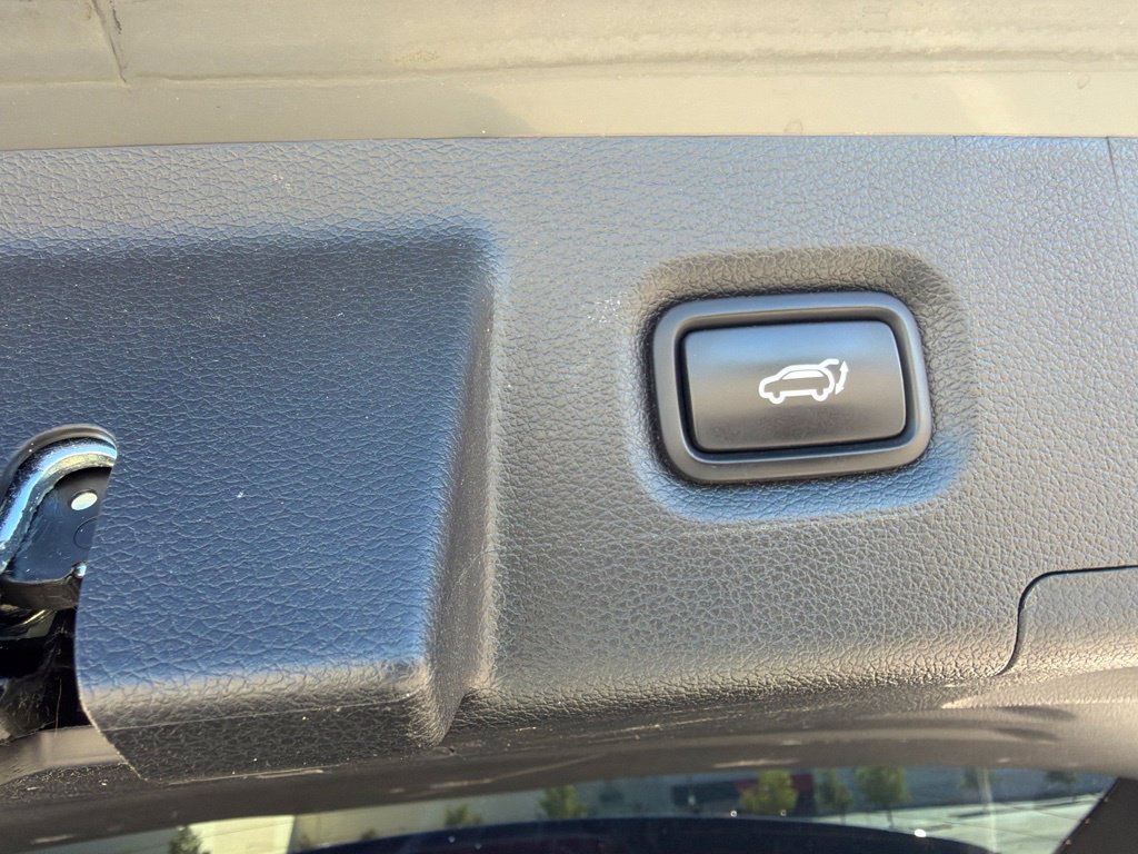 Used 2023 Hyundai Santa Fe SEL AWD/4WD image 35