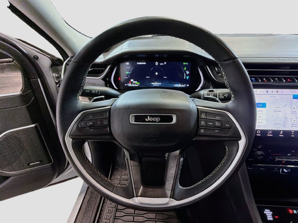 Used 2022 Jeep Grand Cherokee Limited 4xe AWD/4WD image 12