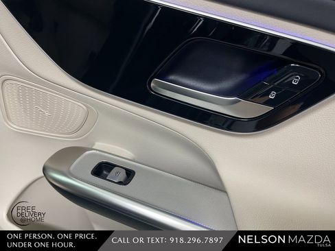 Used 2024 Mercedes-Benz GLC 300 4MATIC image 42