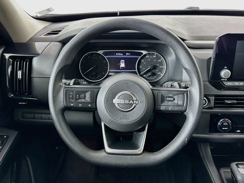 Used 2023 Nissan Pathfinder S AWD/4WD image 18
