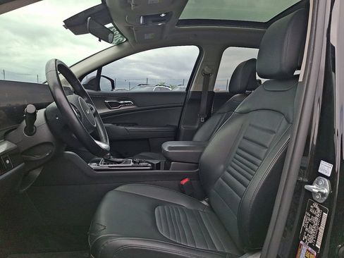 Certified 2023 Kia Sportage SX FWD image 13