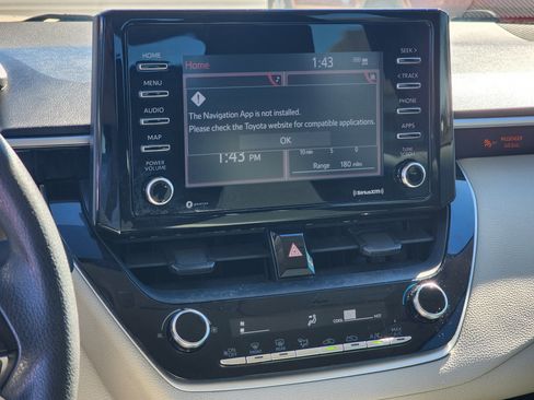 Used 2021 Toyota Corolla L image 18